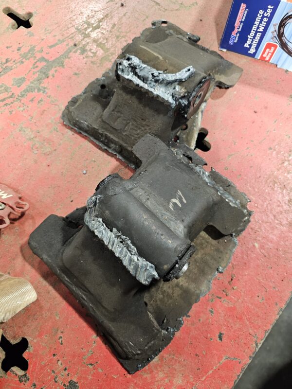 Used gm flat mounts