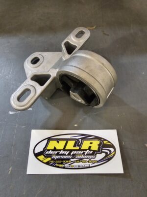 01-07 OEM STOCK REPLACEMENT MOUNT