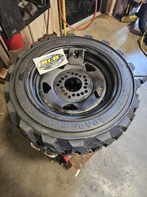 UHAUL WHEELS SMALL CENTER WITH 23s